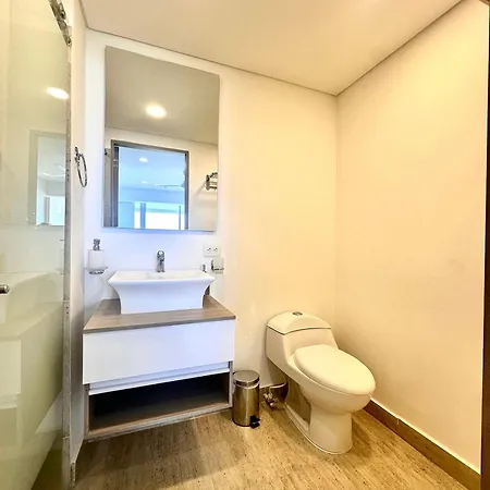 Estilo Caribeno Con Vista Al Aeropuerto Y Cerca Del Mar Cb1333 * Cartagena